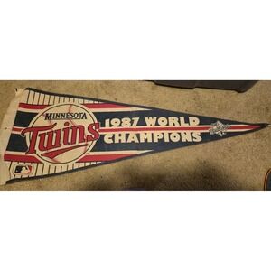 Minnesota Twins 1987 World Series Champions MLB Pennant Vintage‎ Baseball